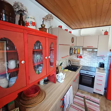 Tutto Apartment